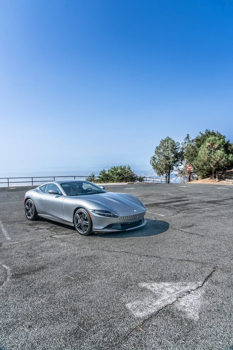 2022 Ferrari Roma - Image 3 of 31