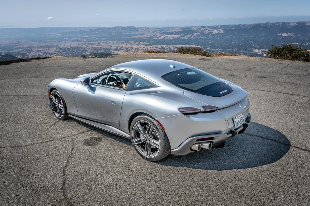2022 Ferrari Roma - Image 22 of 31