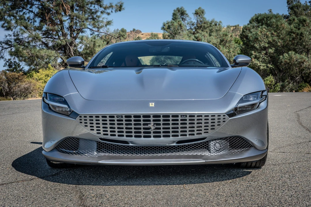 2022 Ferrari Roma - Image 8 of 31