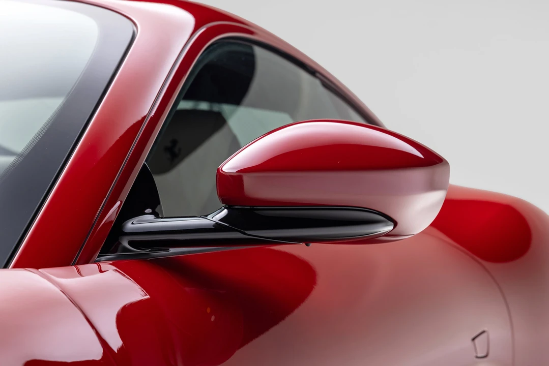 2022 Ferrari Roma - Image 30 of 31