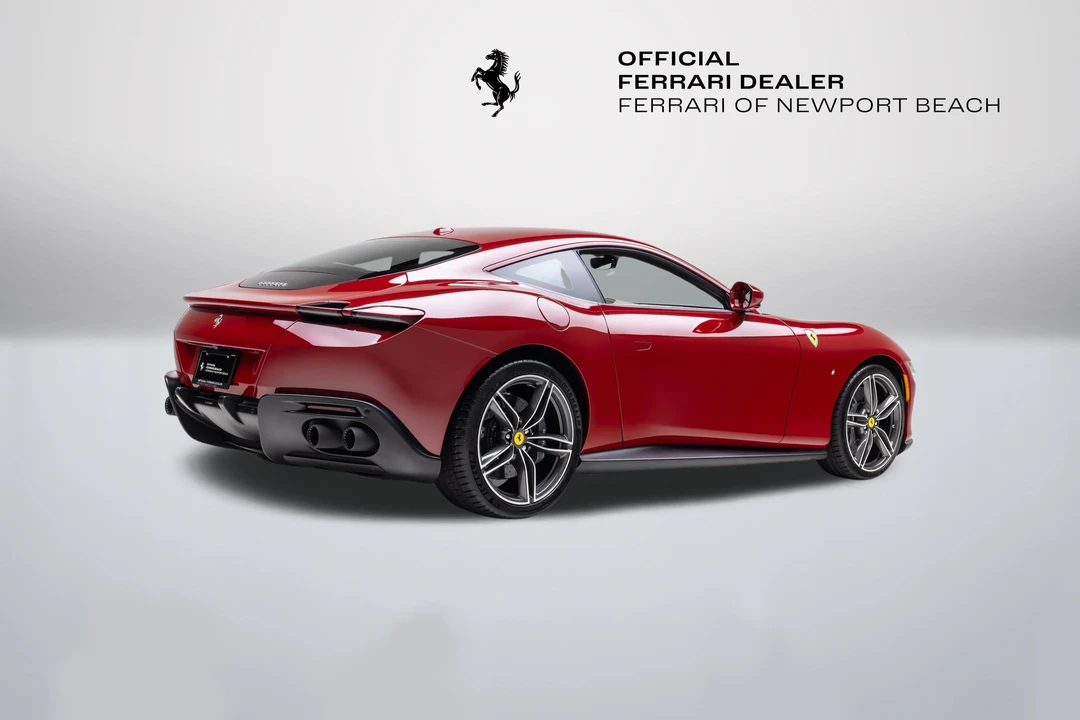 2022 Ferrari Roma - Image 10 of 31