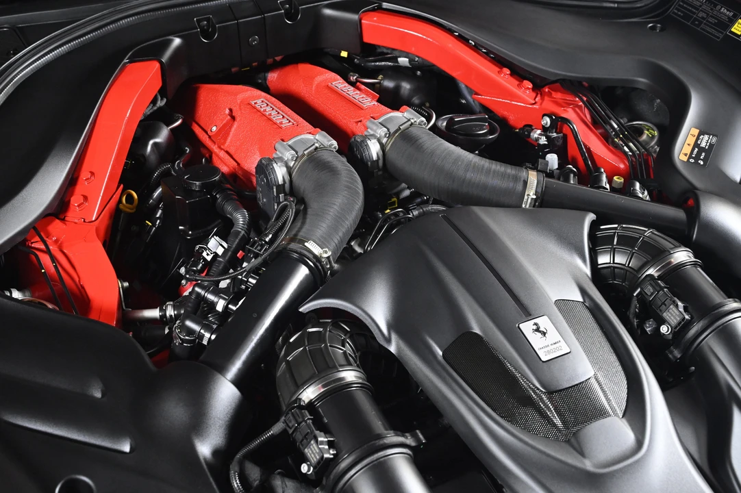 2022 Ferrari Roma - Image 30 of 31