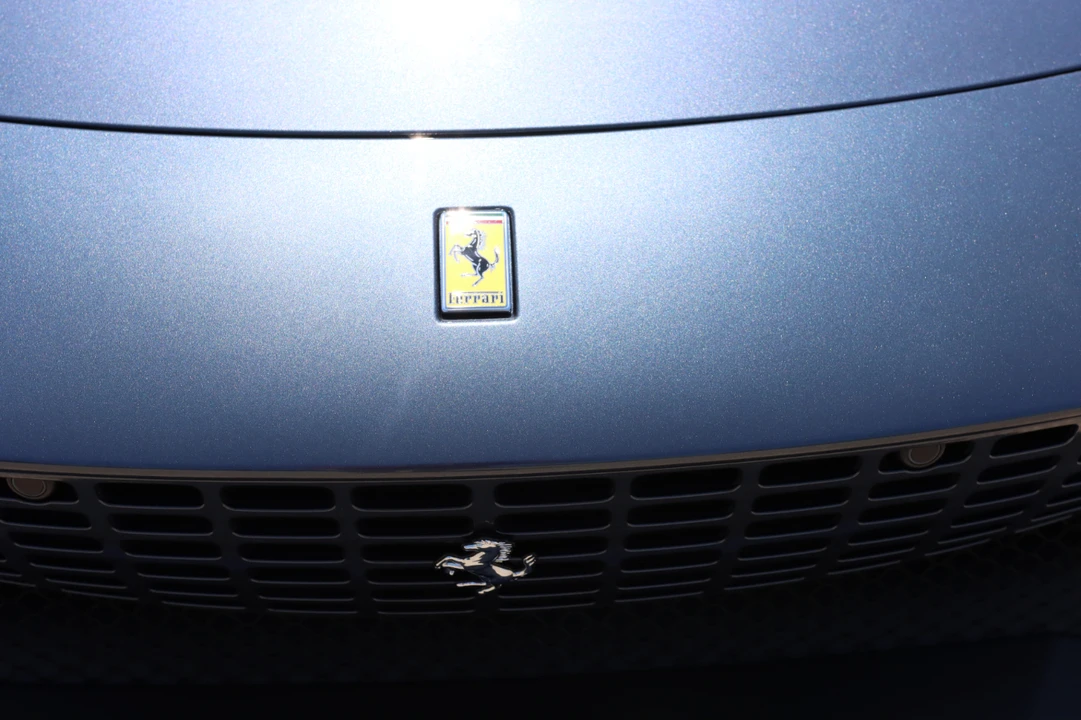 2022 Ferrari Roma - Image 24 of 31