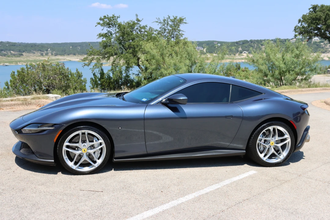 2022 Ferrari Roma - Image 4 of 31