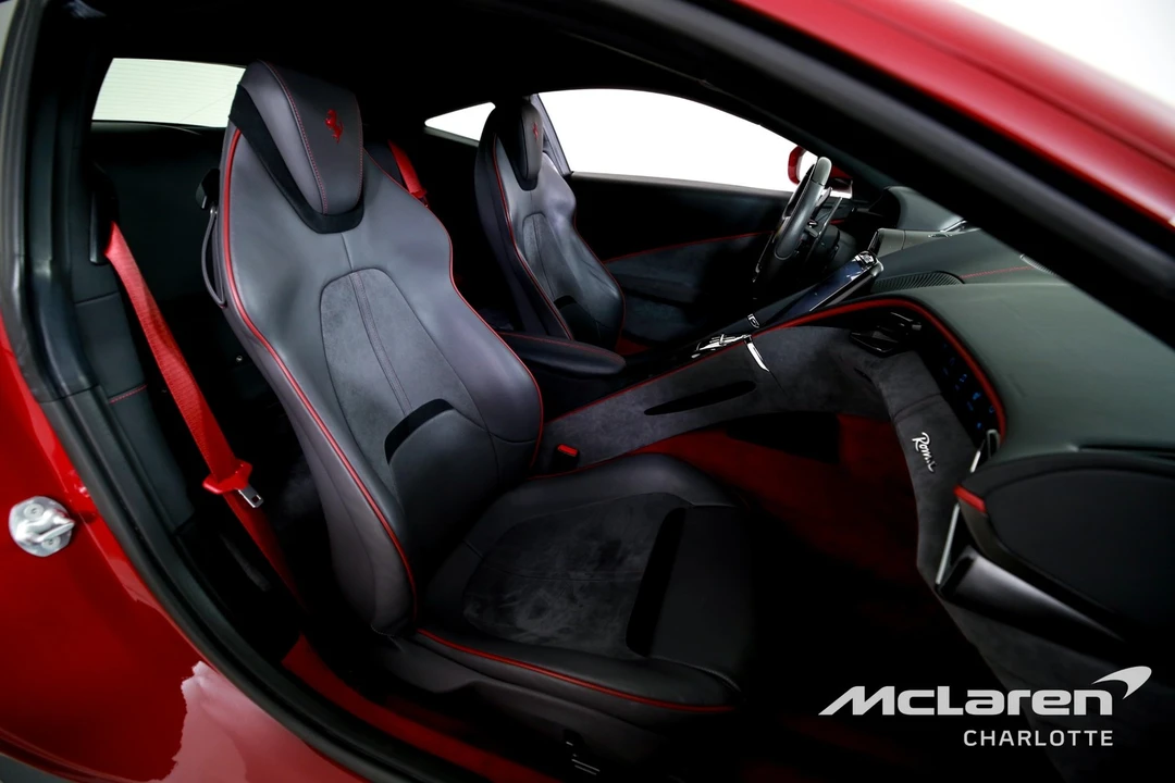 2022 Ferrari Roma - Image 19 of 31