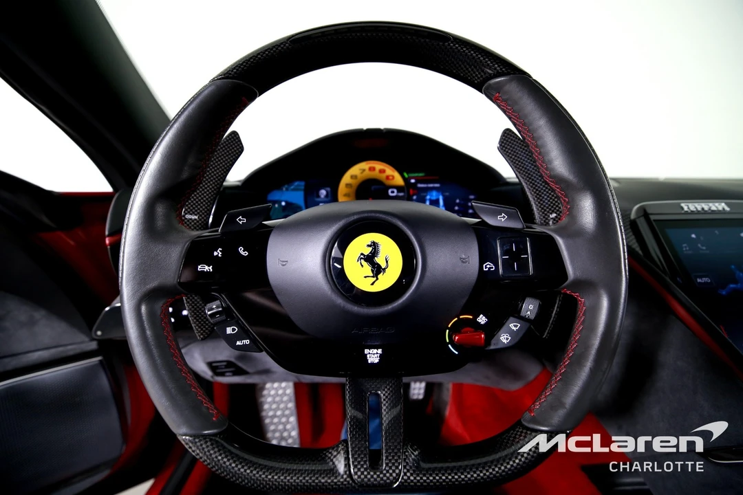 2022 Ferrari Roma - Image 14 of 31