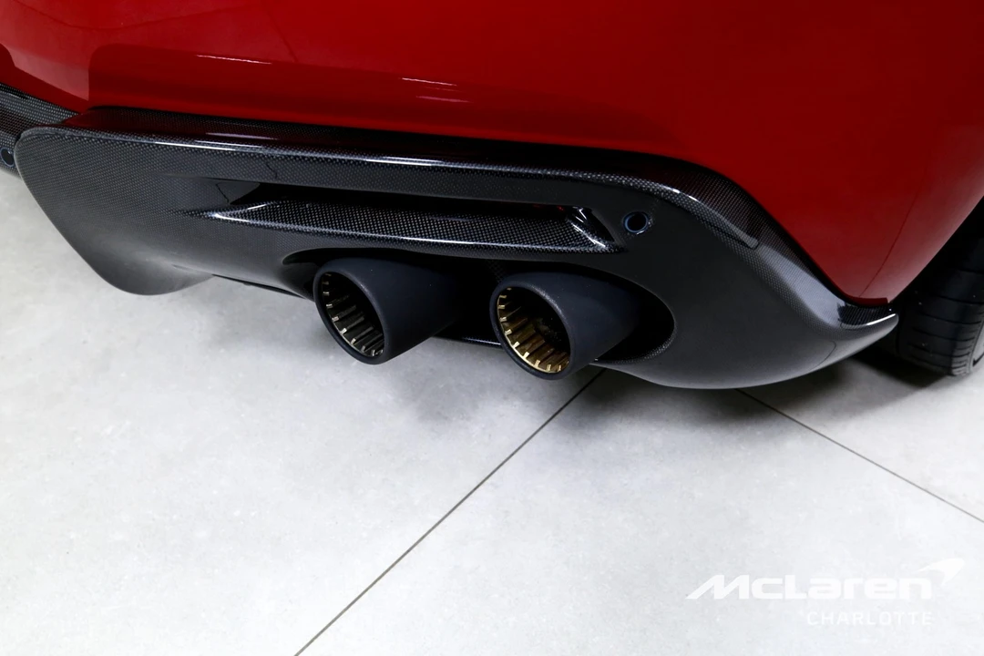 2022 Ferrari Roma - Image 30 of 31