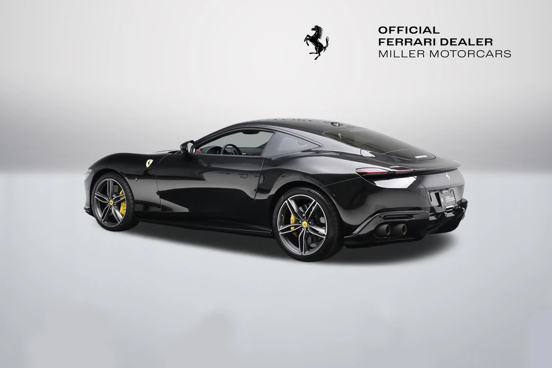 2022 Ferrari Roma - Image 4 of 28