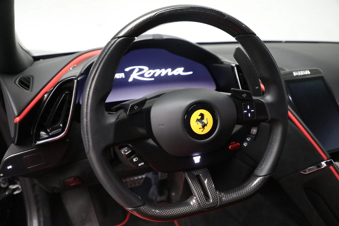 2022 Ferrari Roma - Image 16 of 28