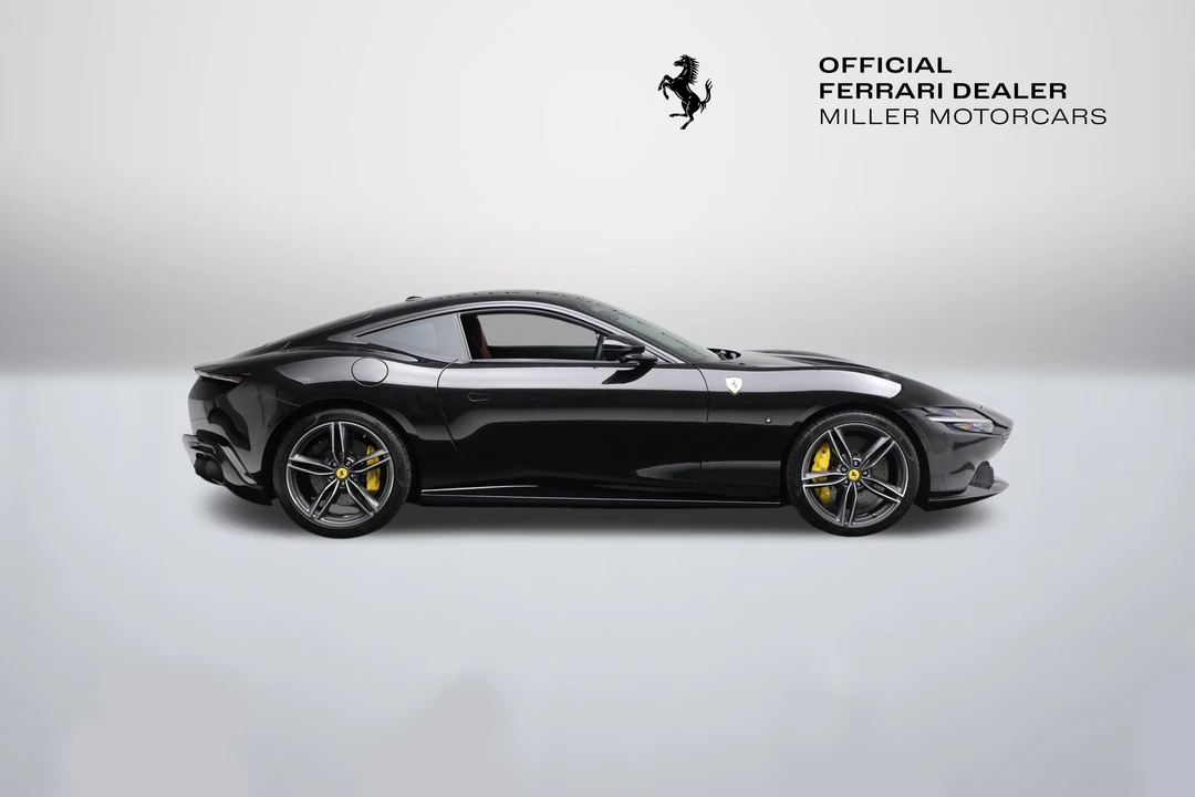 2022 Ferrari Roma - Image 9 of 28