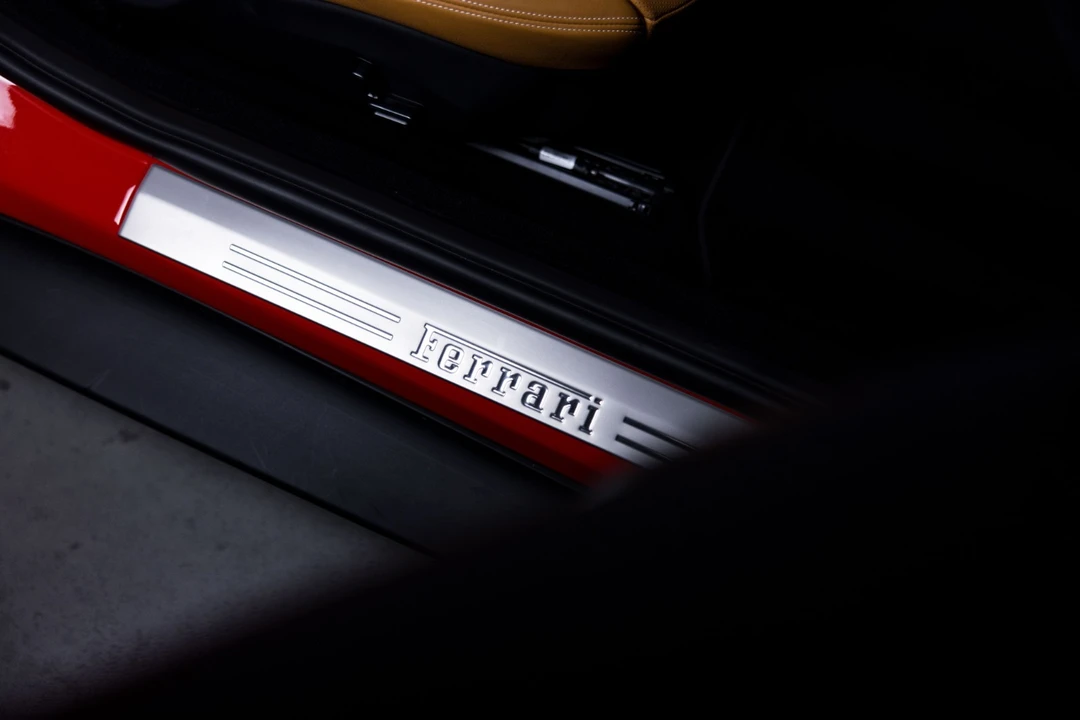 2022 Ferrari Roma - Image 9 of 21