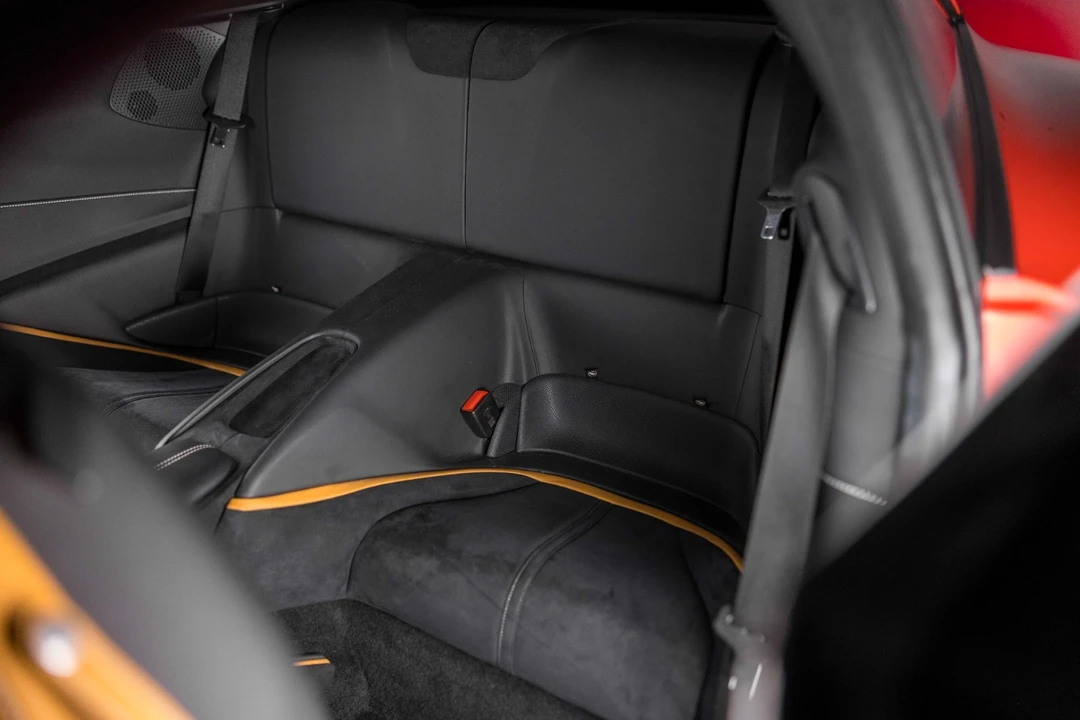 2022 Ferrari Roma - Image 12 of 21