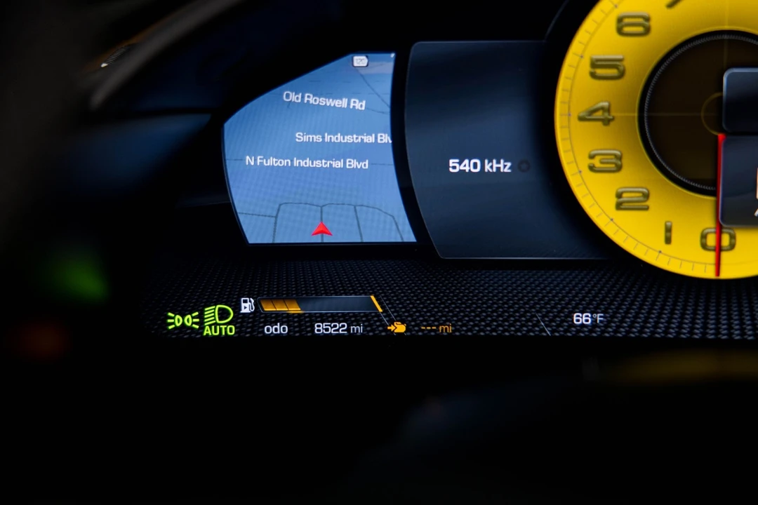 2022 Ferrari Roma - Image 18 of 21