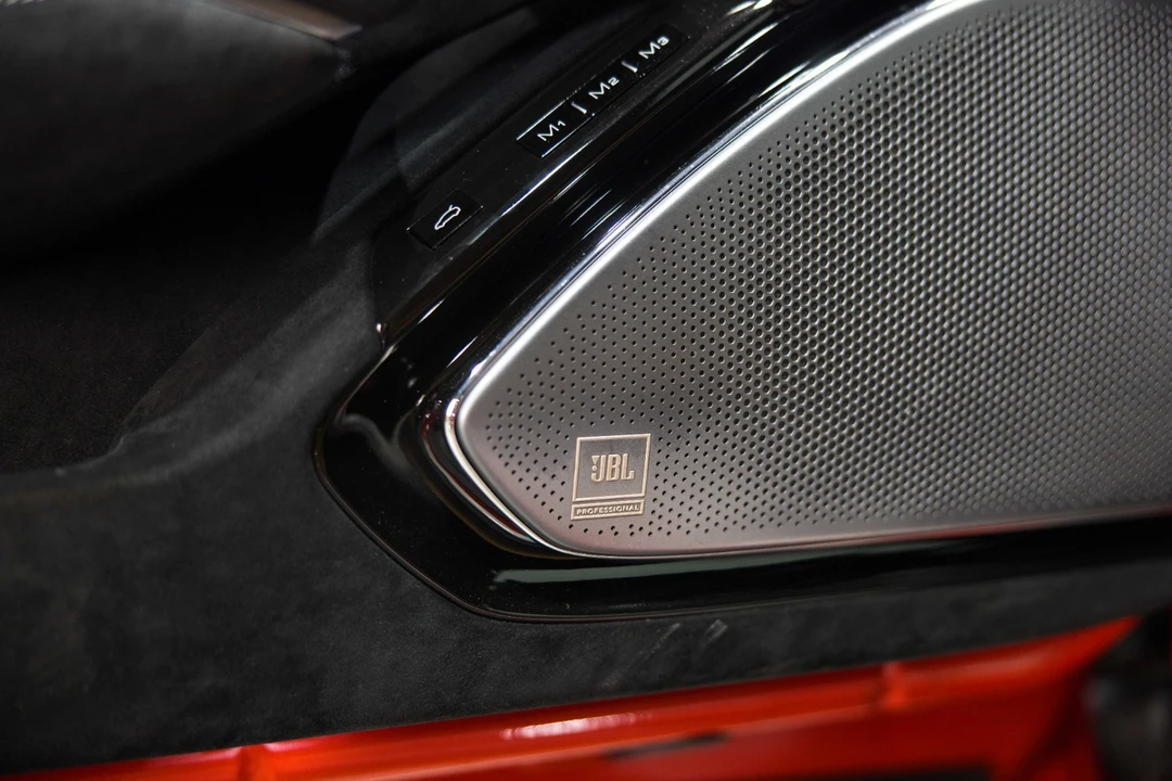 2022 Ferrari Roma - Image 10 of 21
