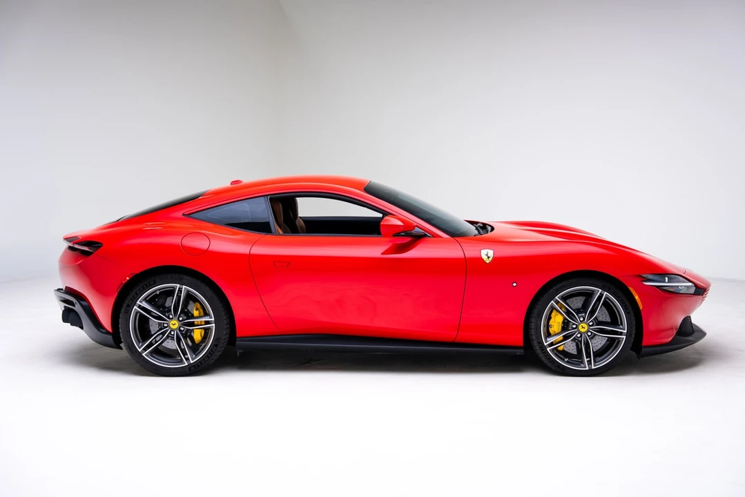 2022 Ferrari Roma - Image 20 of 21