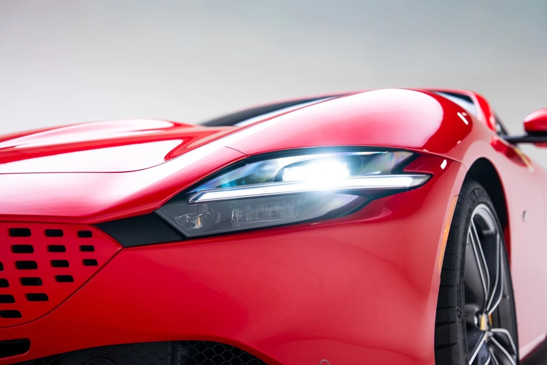 2022 Ferrari Roma - Image 11 of 12