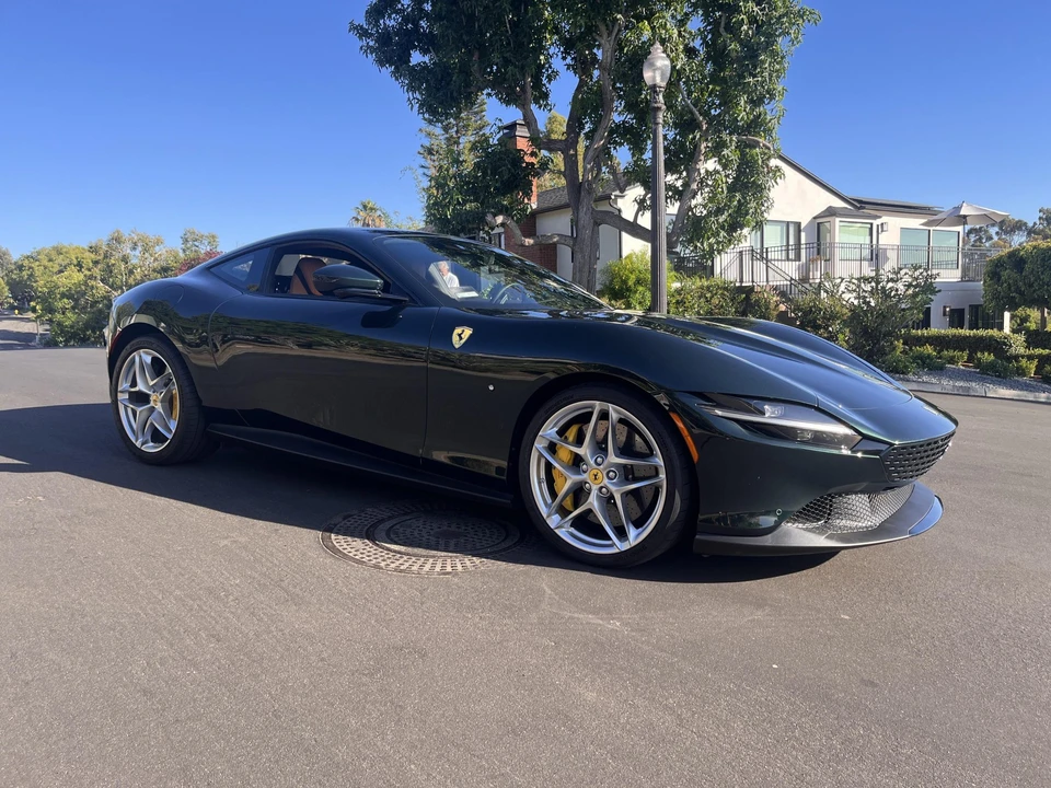 2022 Ferrari Roma - Image 21 of 31