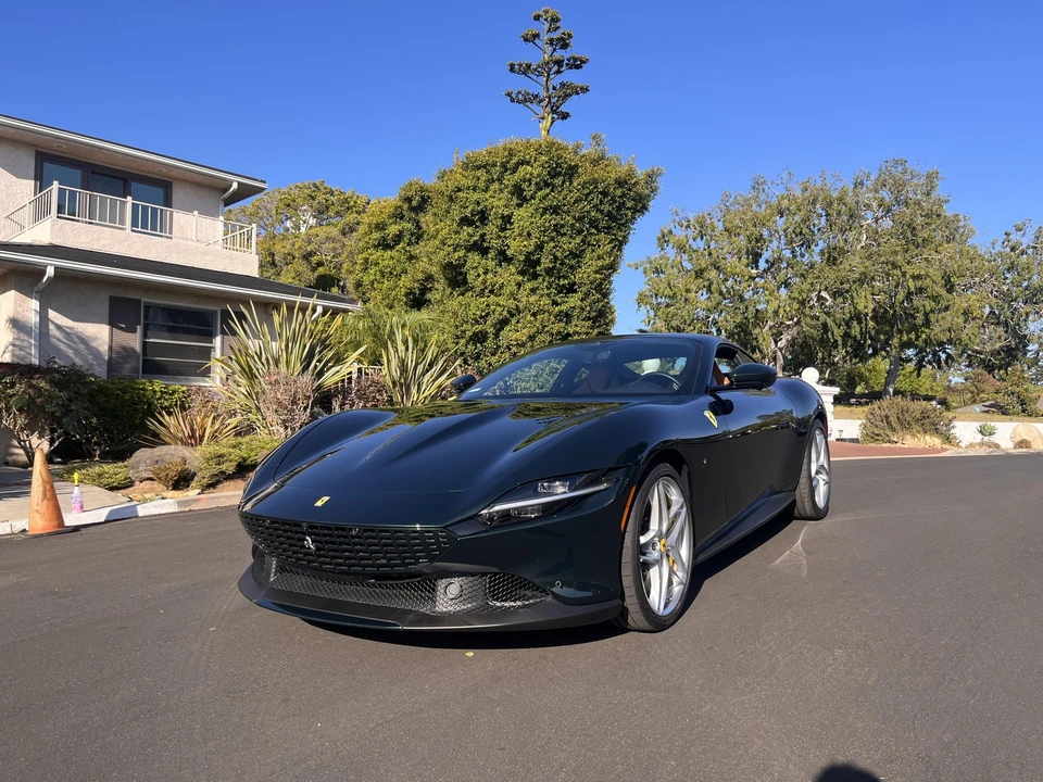 2022 Ferrari Roma - Image 8 of 31