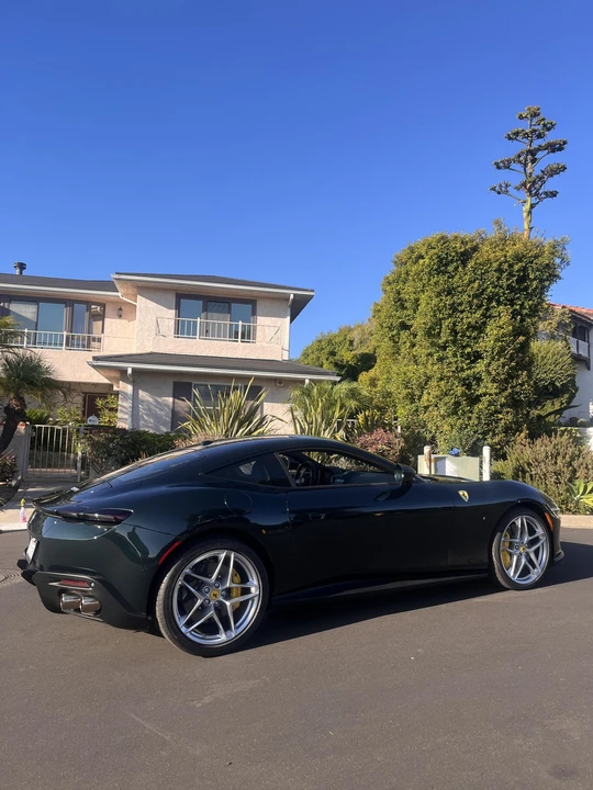 2022 Ferrari Roma - Image 26 of 31