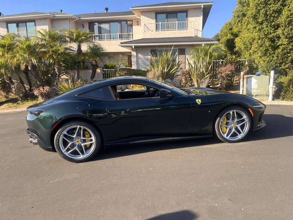 2022 Ferrari Roma - Image 24 of 31