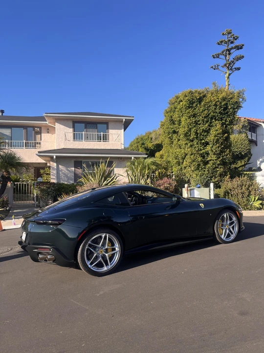 2022 Ferrari Roma - Image 27 of 31