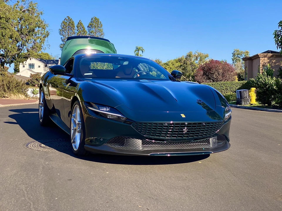 2022 Ferrari Roma - Image 17 of 31