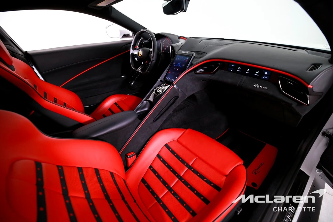 2022 Ferrari Roma - Image 21 of 31