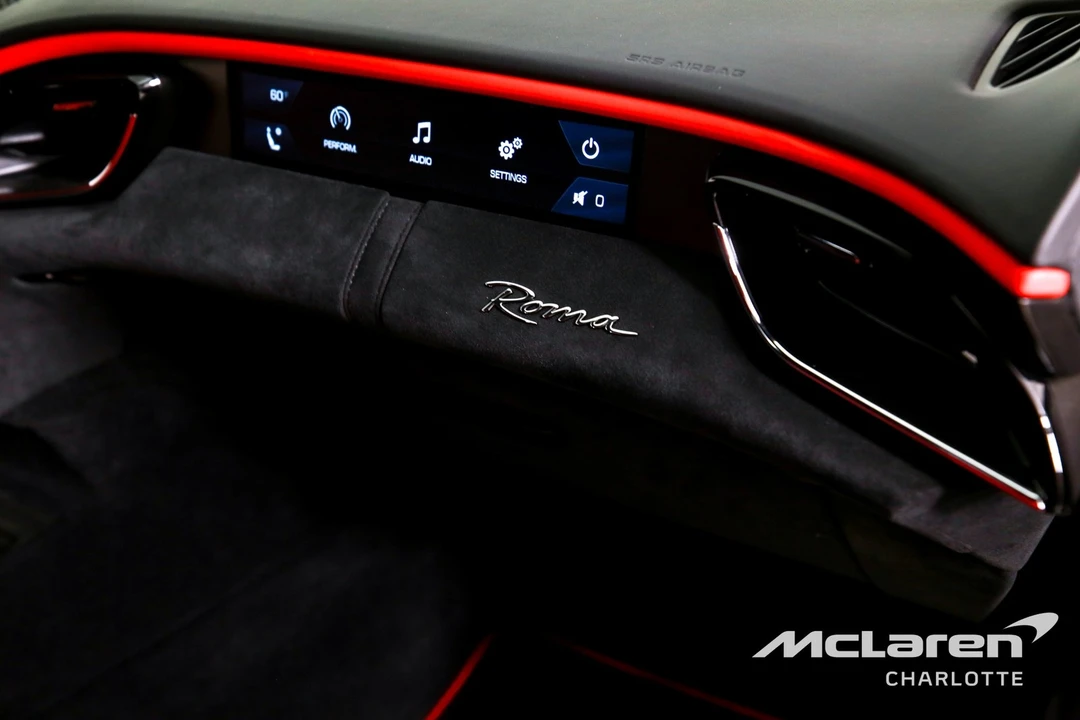 2022 Ferrari Roma - Image 22 of 31