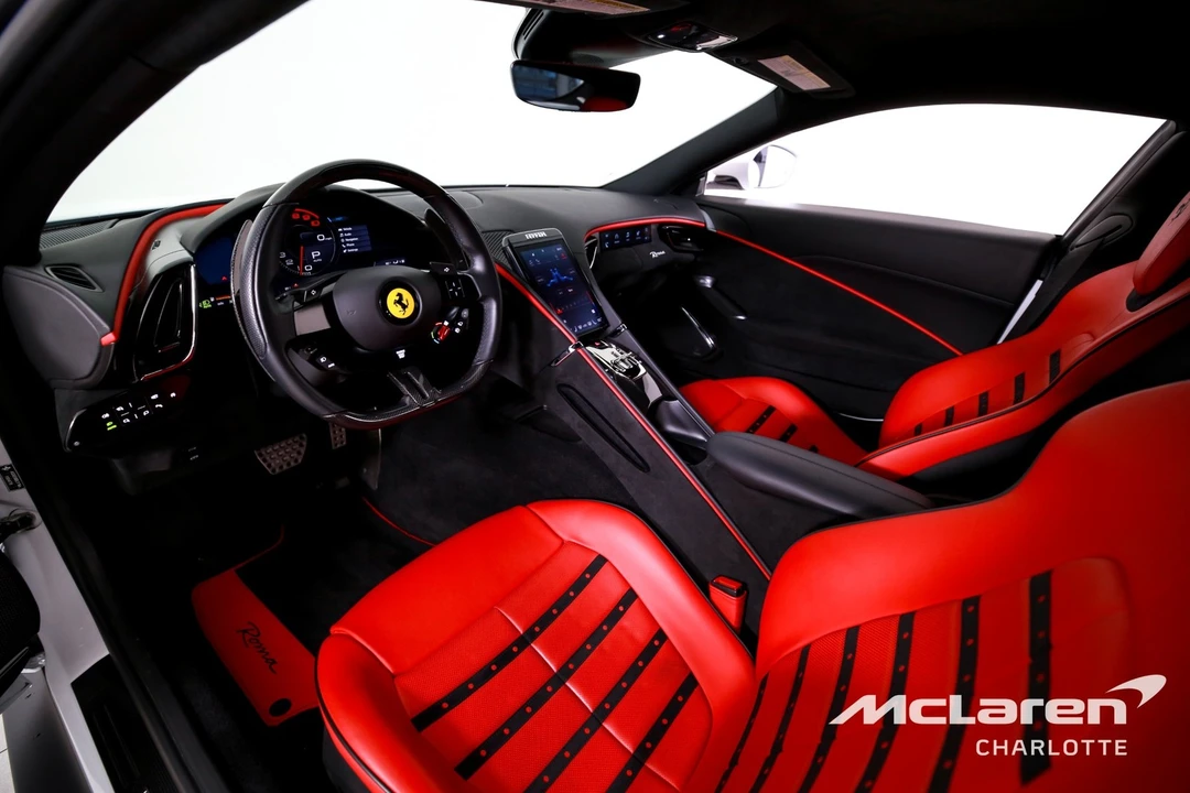2022 Ferrari Roma - Image 12 of 31