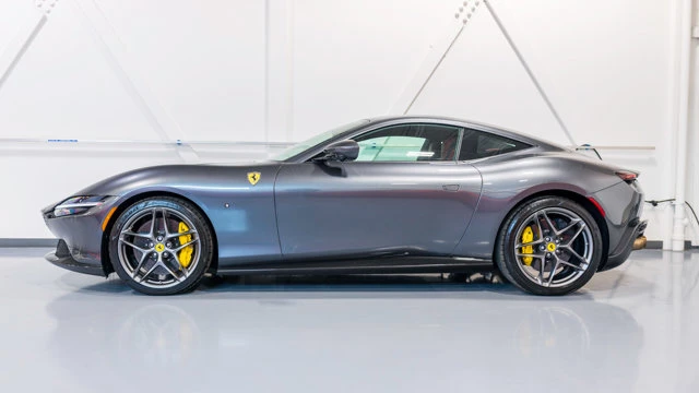 2022 Ferrari Roma - Image 13 of 15
