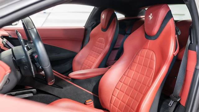 2022 Ferrari Roma - Image 4 of 15