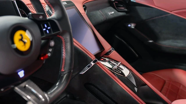 2022 Ferrari Roma - Image 8 of 15