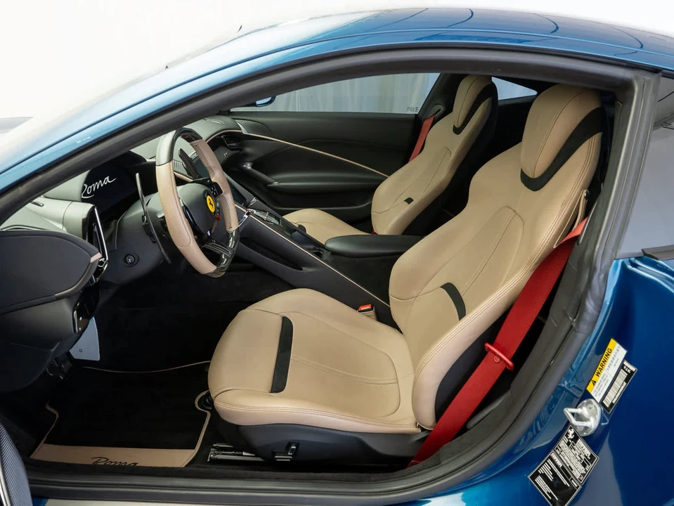 2022 Ferrari Roma - Image 9 of 31