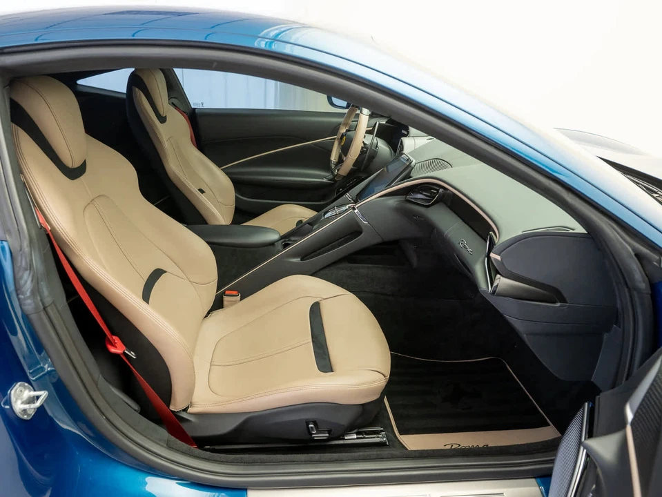 2022 Ferrari Roma - Image 10 of 31