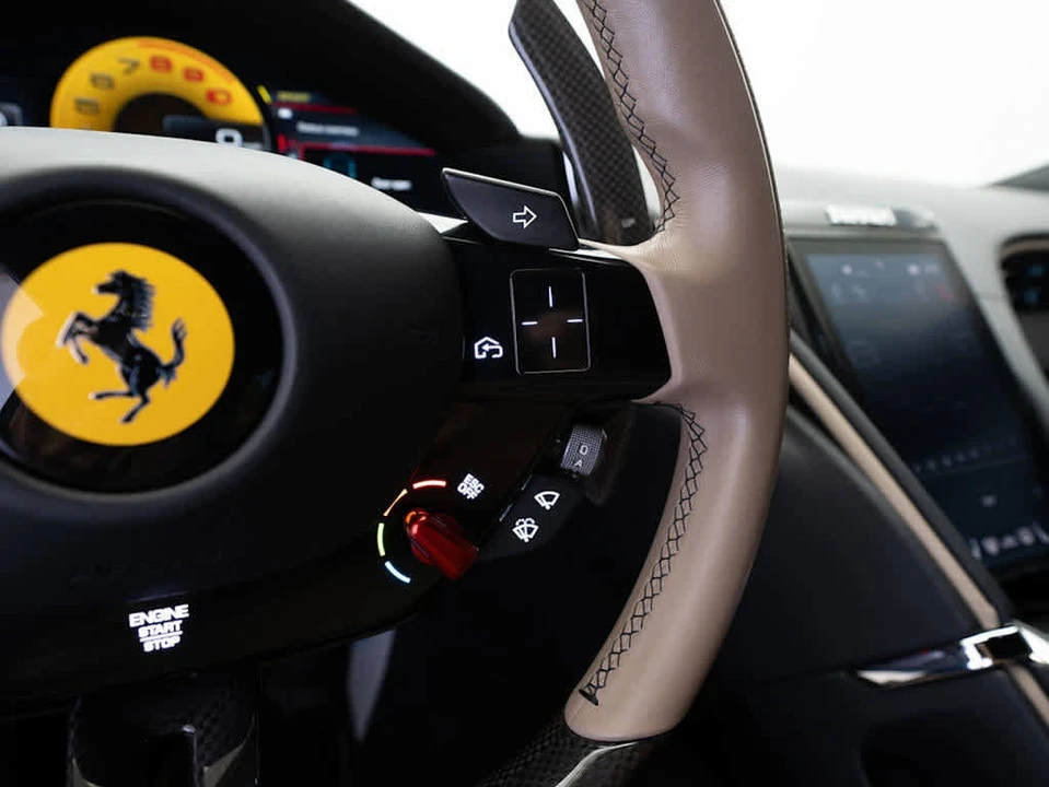 2022 Ferrari Roma - Image 21 of 31
