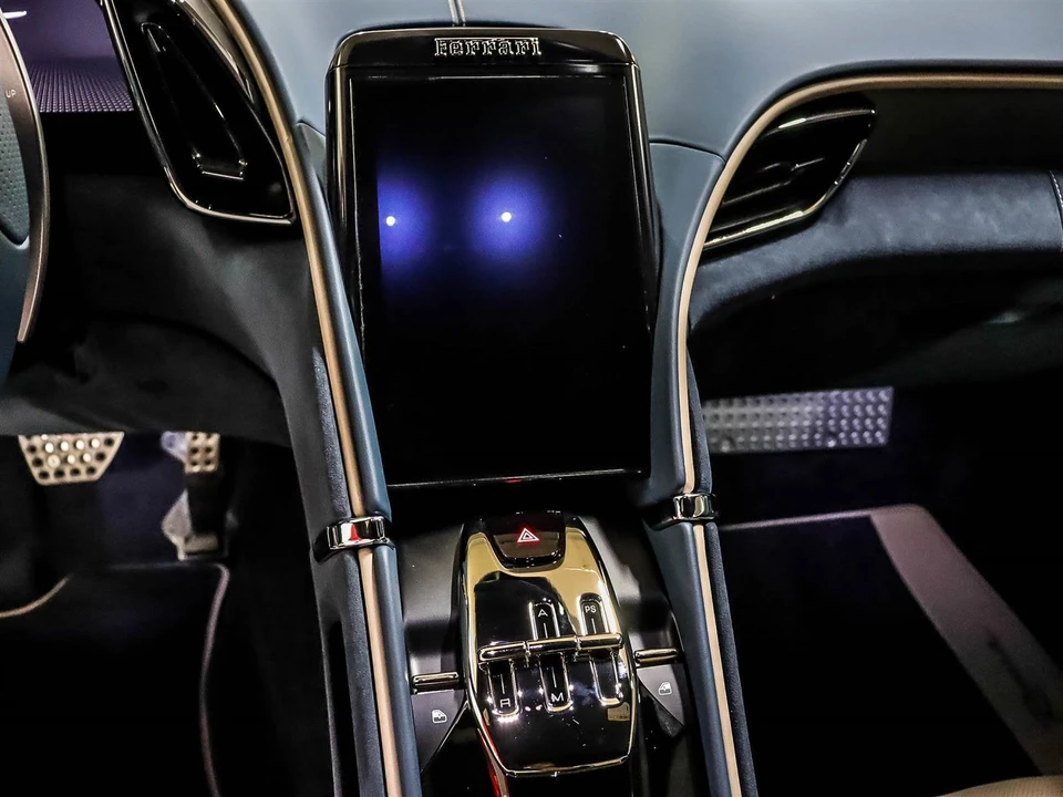 2022 Ferrari Roma - Image 10 of 26