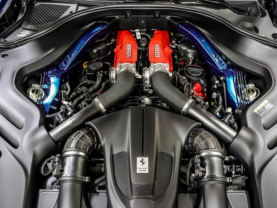2022 Ferrari Roma - Image 15 of 26