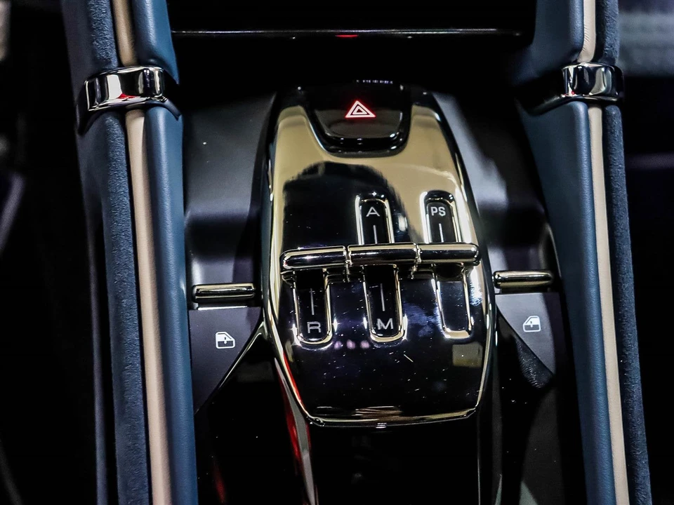 2022 Ferrari Roma - Image 25 of 26
