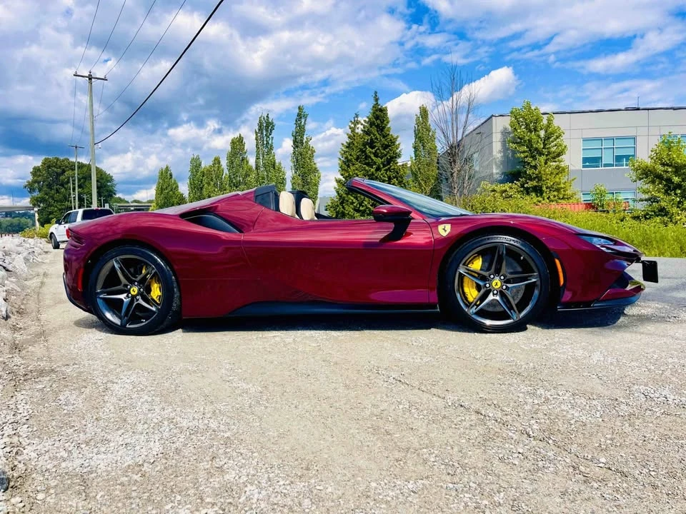 2022 Ferrari SF90 Spider - Image 4 of 4