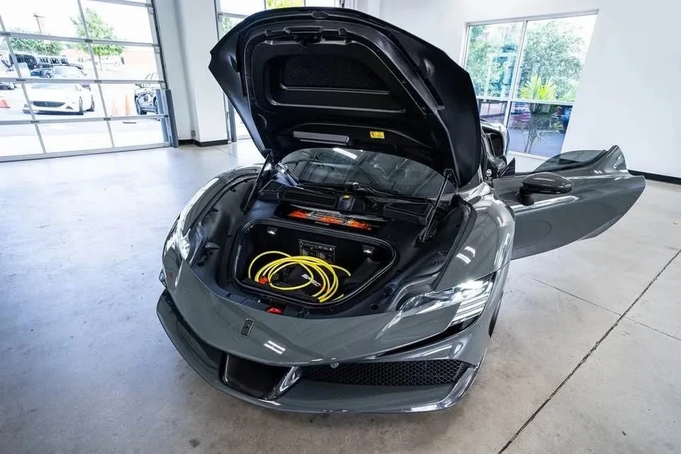 2022 Ferrari SF90 Stradale - Image 6 of 8
