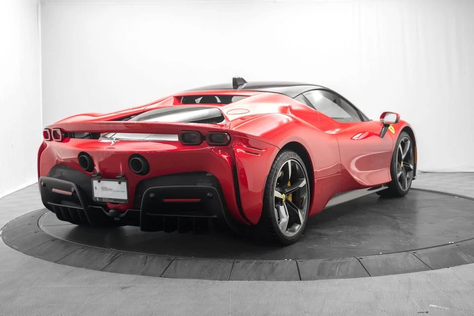 2022 Ferrari SF90 Stradale - Image 2 of 7