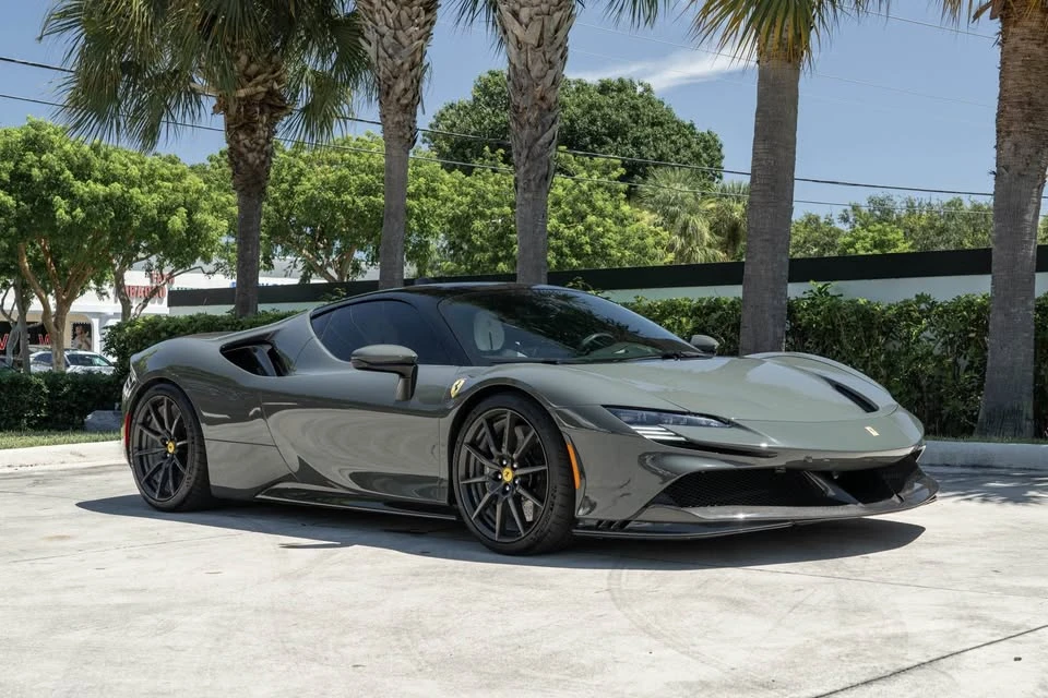 2022 Ferrari SF90 Stradale - Image 7 of 14
