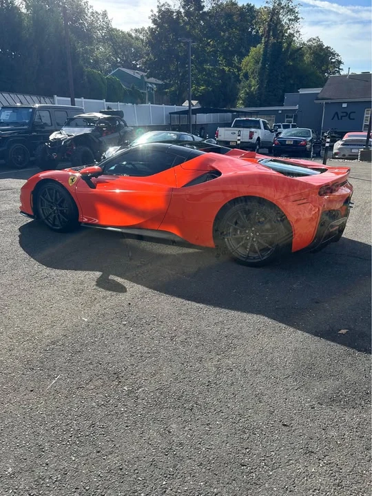 2022 Ferrari SF90 Spider - Image 4 of 6