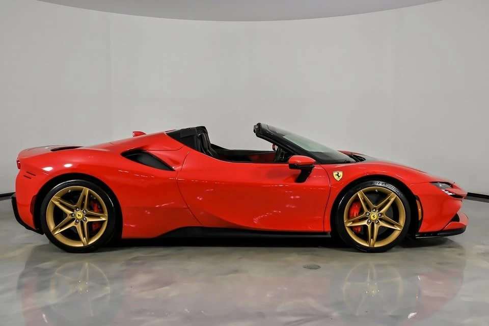2022 Ferrari SF90 Spider - Image 14 of 20