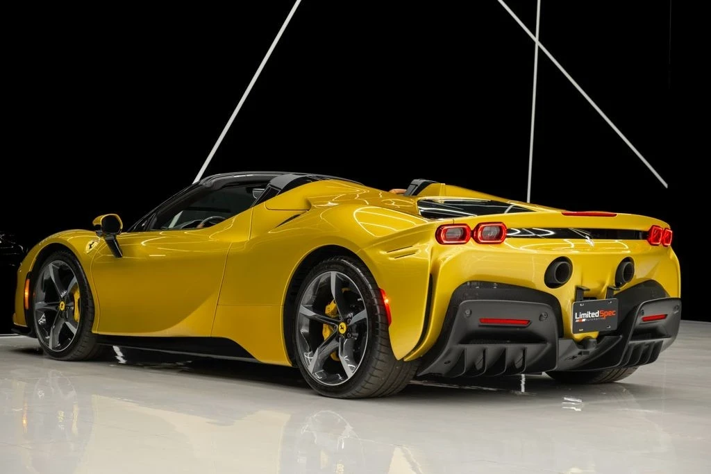 2022 Ferrari SF90 Spider - Image 16 of 21