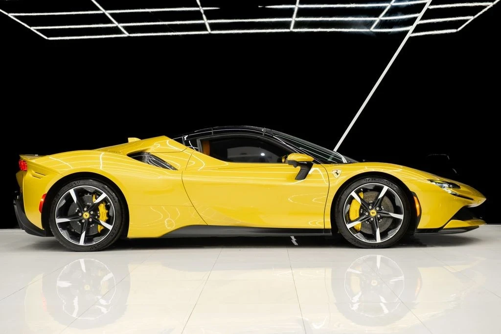 2022 Ferrari SF90 Spider - Image 11 of 21
