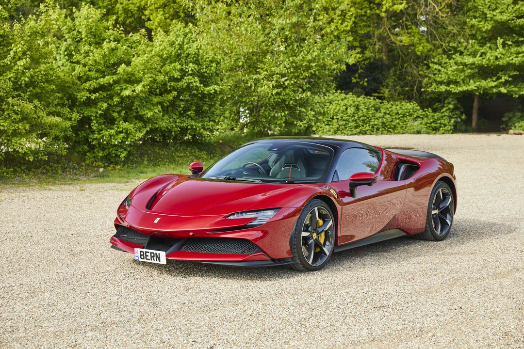 2022 Ferrari SF90 Spider - Image 9 of 31