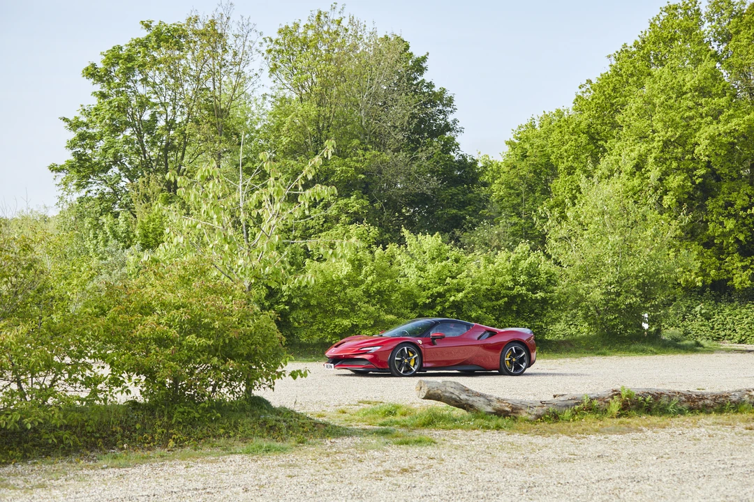 2022 Ferrari SF90 Spider - Image 13 of 31