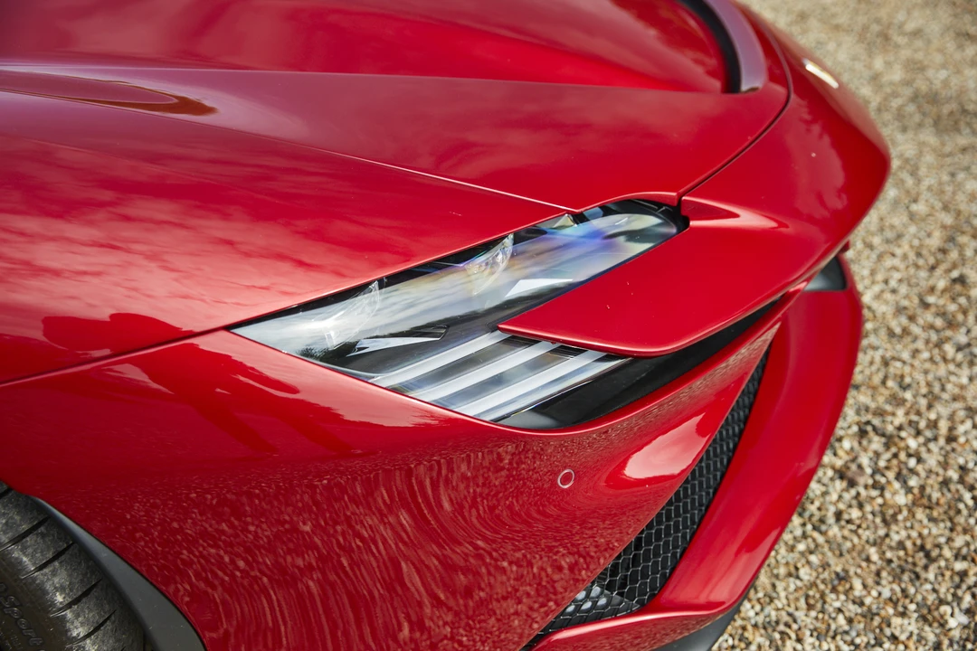 2022 Ferrari SF90 Spider - Image 27 of 31