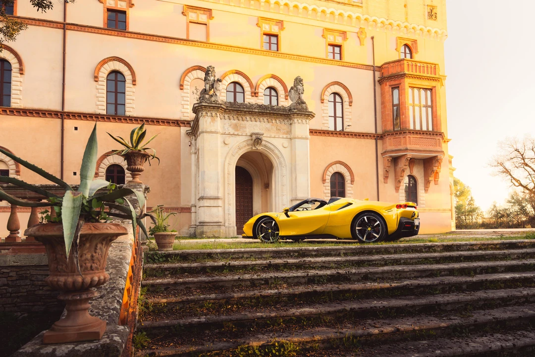 2022 Ferrari SF90 Spider - Image 31 of 31